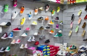 تصميم متجر أحذية مميز لزيادة رضا العملاء
